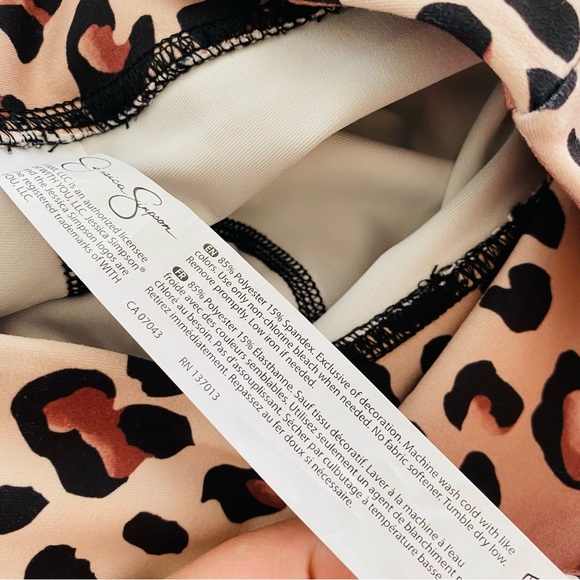 Jessica Simpson NWT Colorful Ombré Leopard Print Stretch Athletic Legging Medium - Picture 6 of 7
